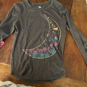 Old-navy medium 8 kids moon Shirt